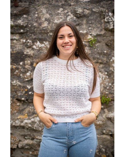 Haut blanc en crochet