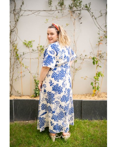 Robe longue imprimée bleu et blanche