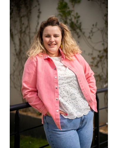 Veste en jean rose à col original