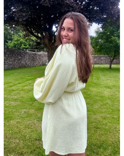 Robe jaune ample