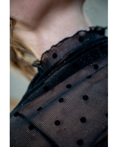 Top col roulé noir transparent