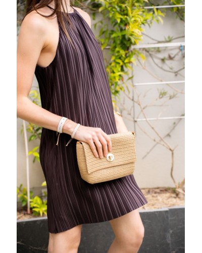 Robe courte plissée à encolure américaine chocolat Wilona