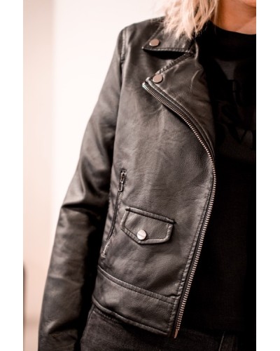 Veste en cuir noire