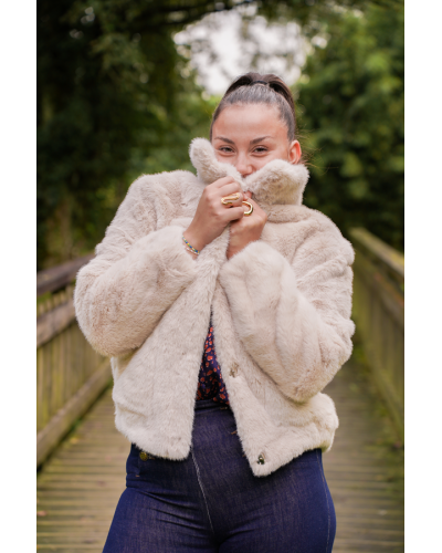 Manteau à fausse fourrure beige